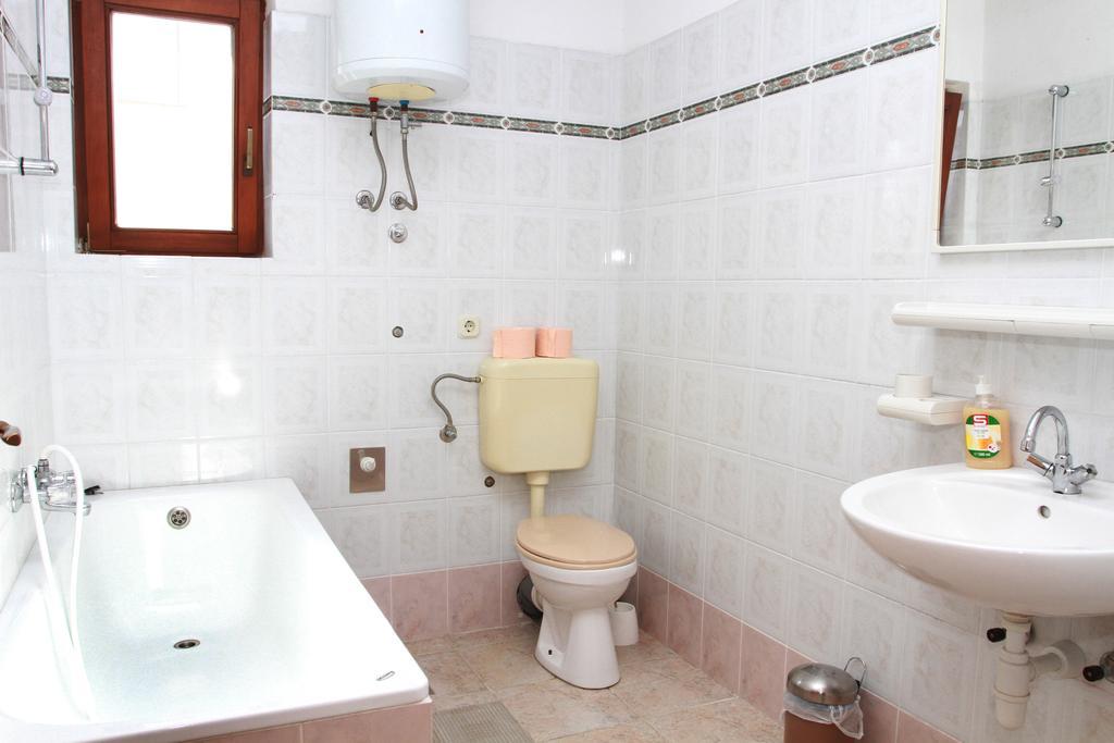 Apartments Sanader Округ Горни Номер фото