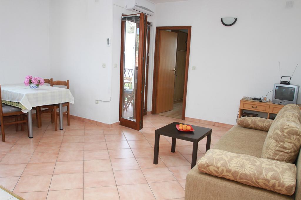 Apartments Sanader Округ Горни Номер фото